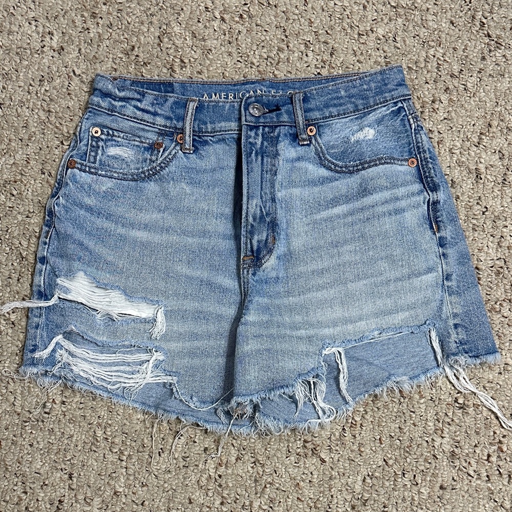 American Eagle Highest Rise 90’s Boyfriend Shorts